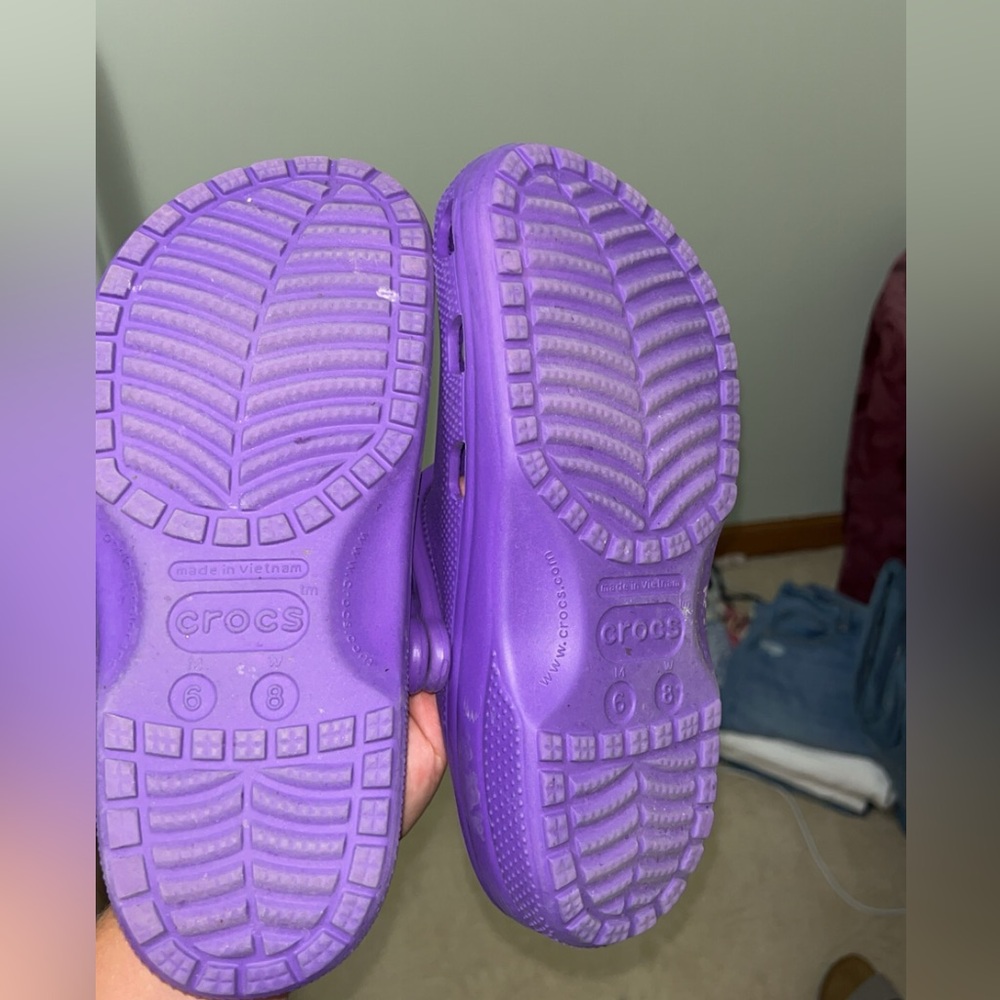 Crocs - Picture 2 of 2